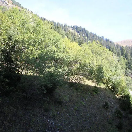 4 Pers, Lave-vaisselle, Proche Pistes Et Commerces, Navette Gratuite - Fr-1-687-47 Appartement